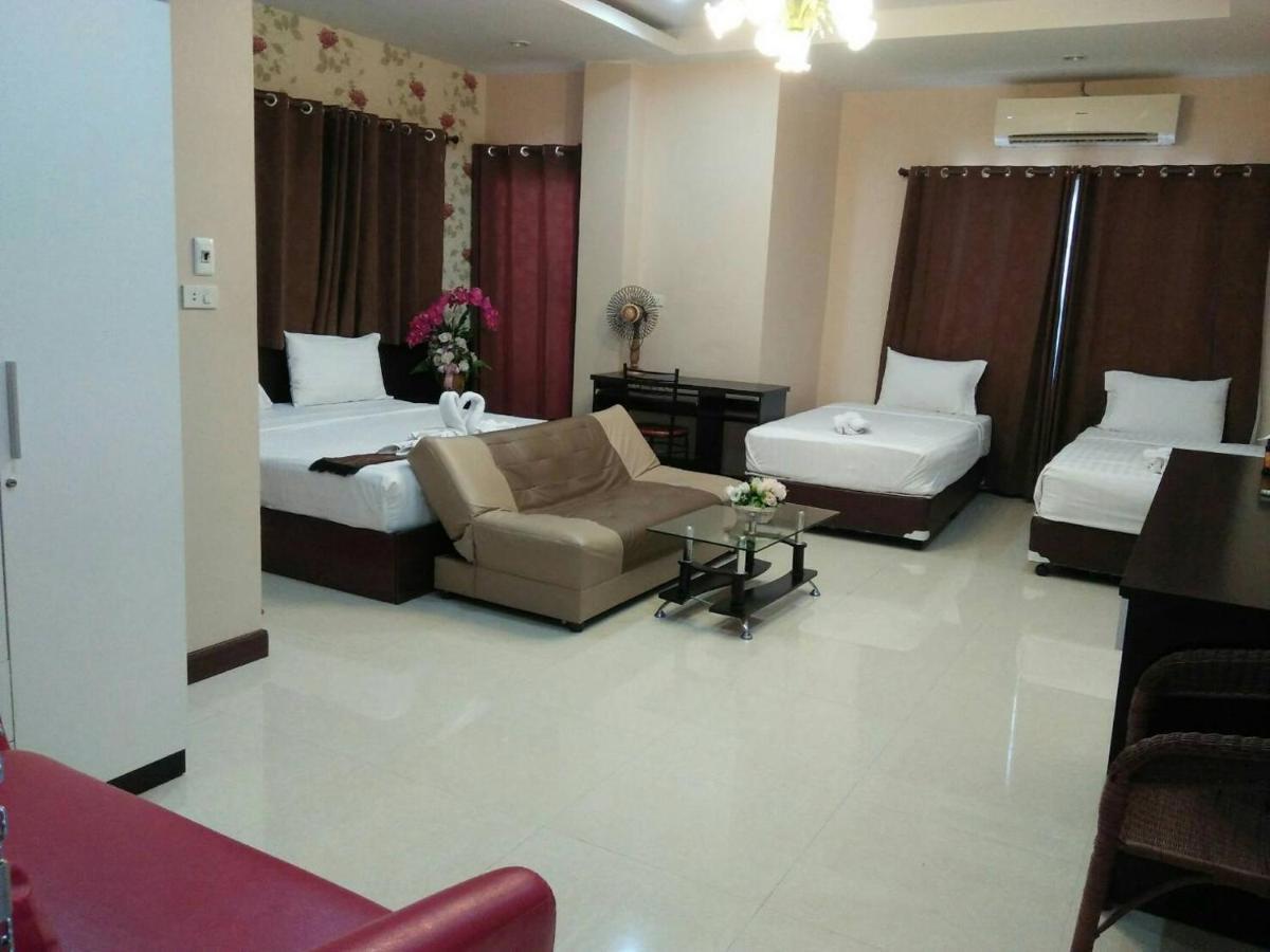 Le Parc Wangnang Hotel Phitsanulok Exterior photo
